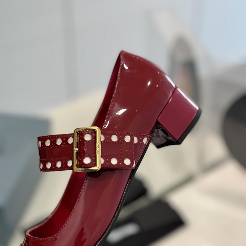 PRADA Patent leather Mary Jane pumps - Top Club