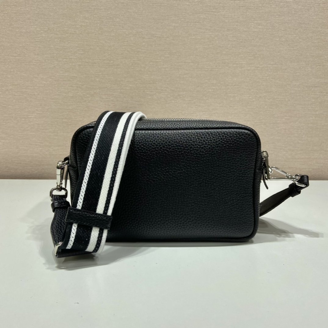 Pra Bag With Shoulder Strap Black For Women, Women's Bags 8.6in/22cm 1BH082_2DKV_F0002_V_3OM - Top Club