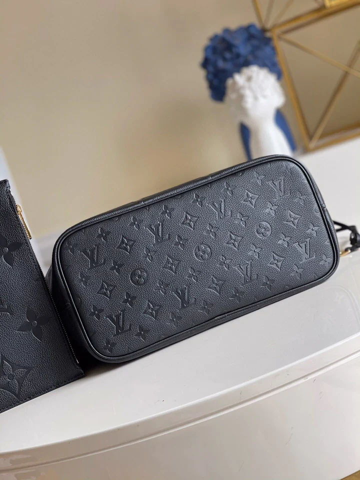 LOUIS VUITTON NEVERFULL MM TOTE BAG - Top Club