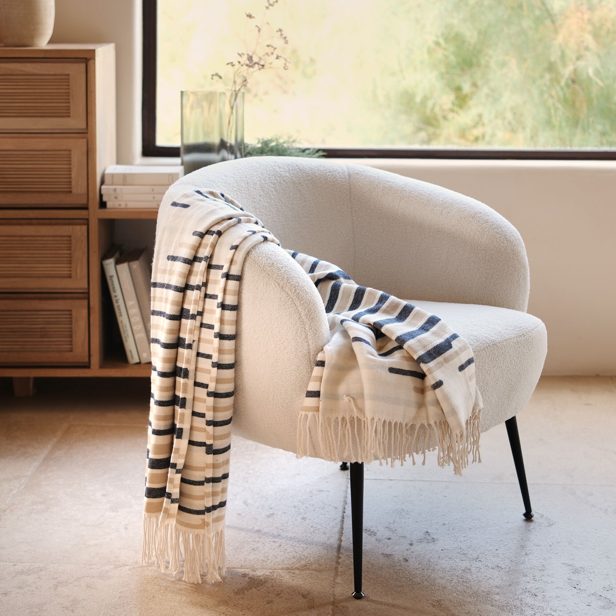 LIANDRO - Plaid en coton à rayures finition franges 127x170cm - bleu