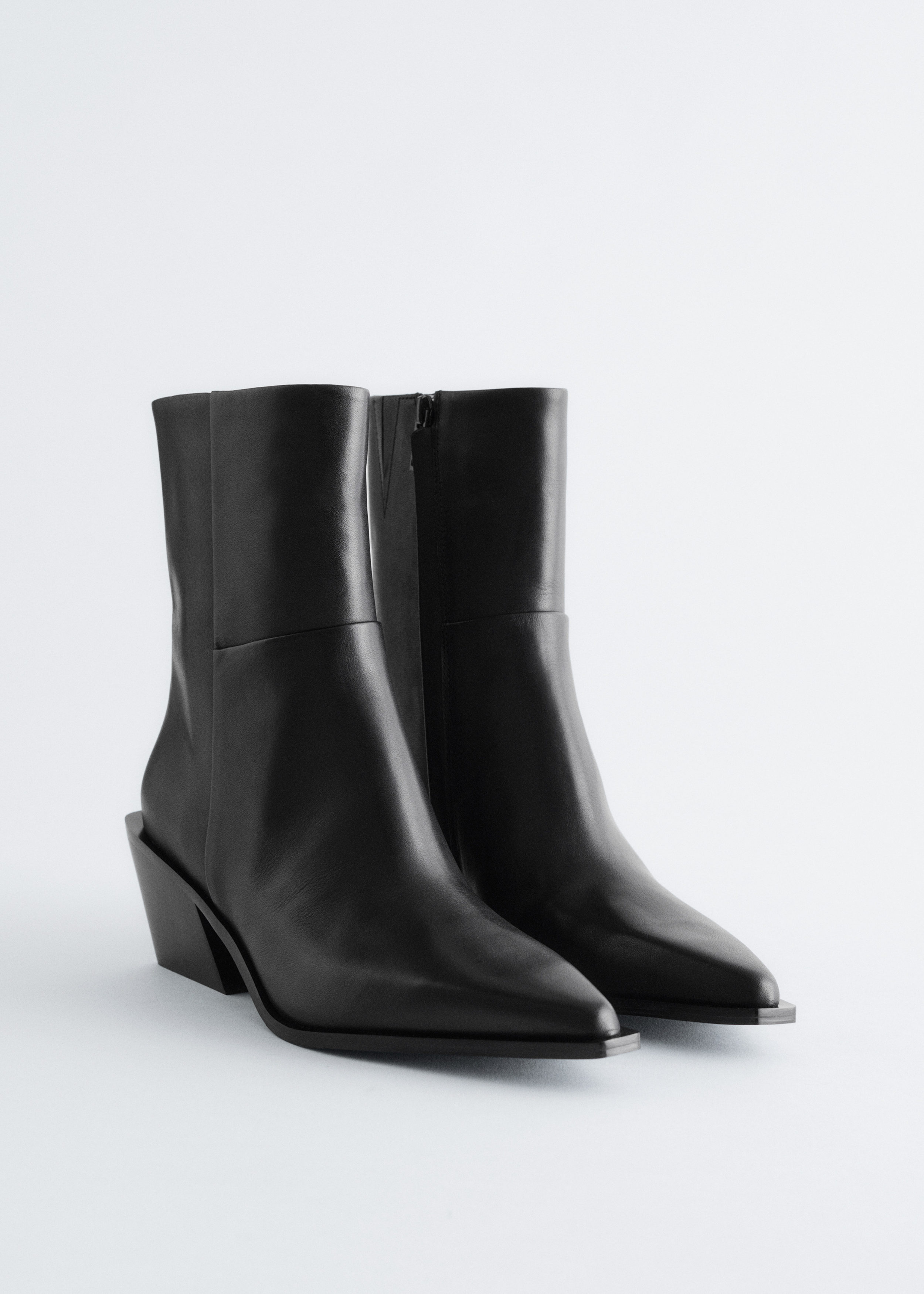 & Other Stories SLEEK LEATHER COWBOY BOOTS