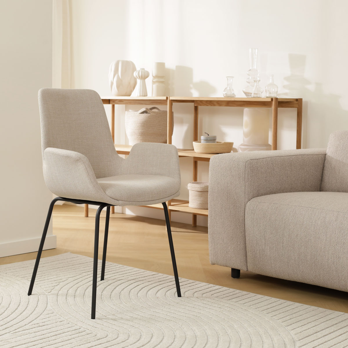 Eetkamerstoel Nora-Eef beige - zwart onderstel