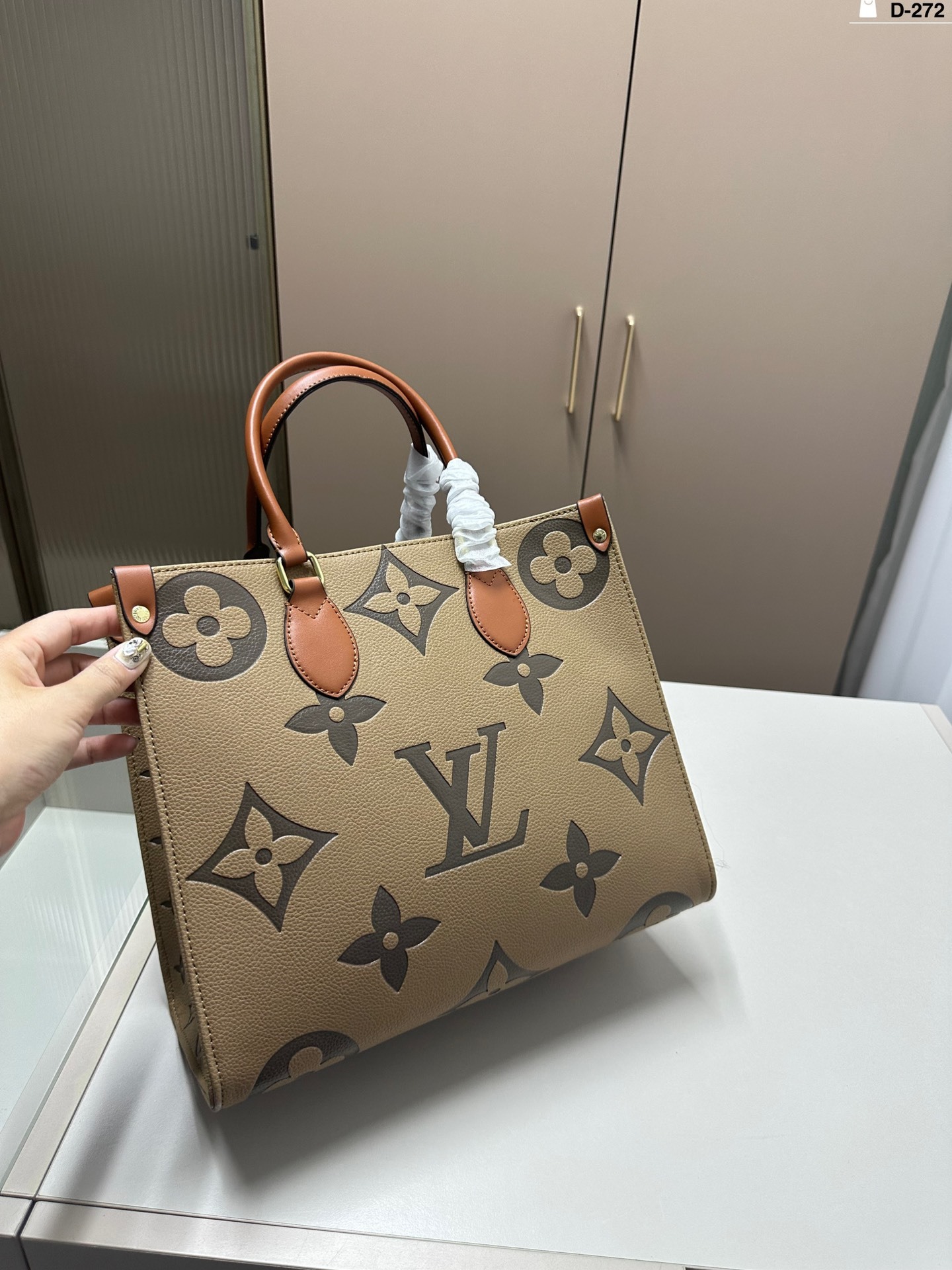 louis new arrival onthego tote bag size: 32.15.27 cm - Top Club