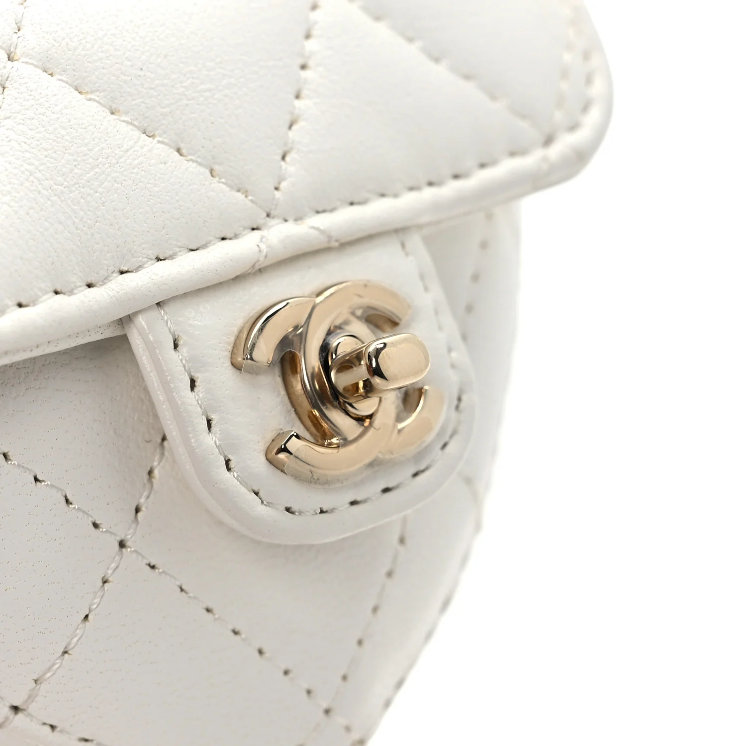 Lambskin Quilted CC In Love Heart Coin Purse With Chain White - Top Club