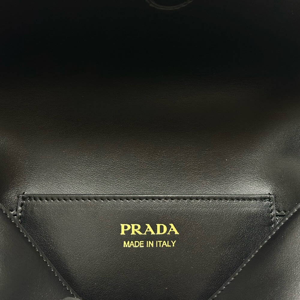 Prada Arque leather shoulder bag with flap - Top Club