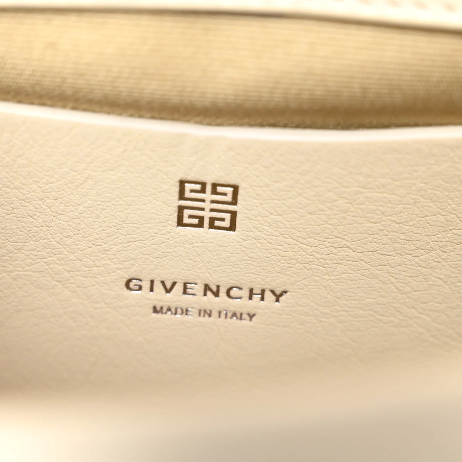 Calfskin Quilted Small 4G Shoulder Bag Ivory - Top Club