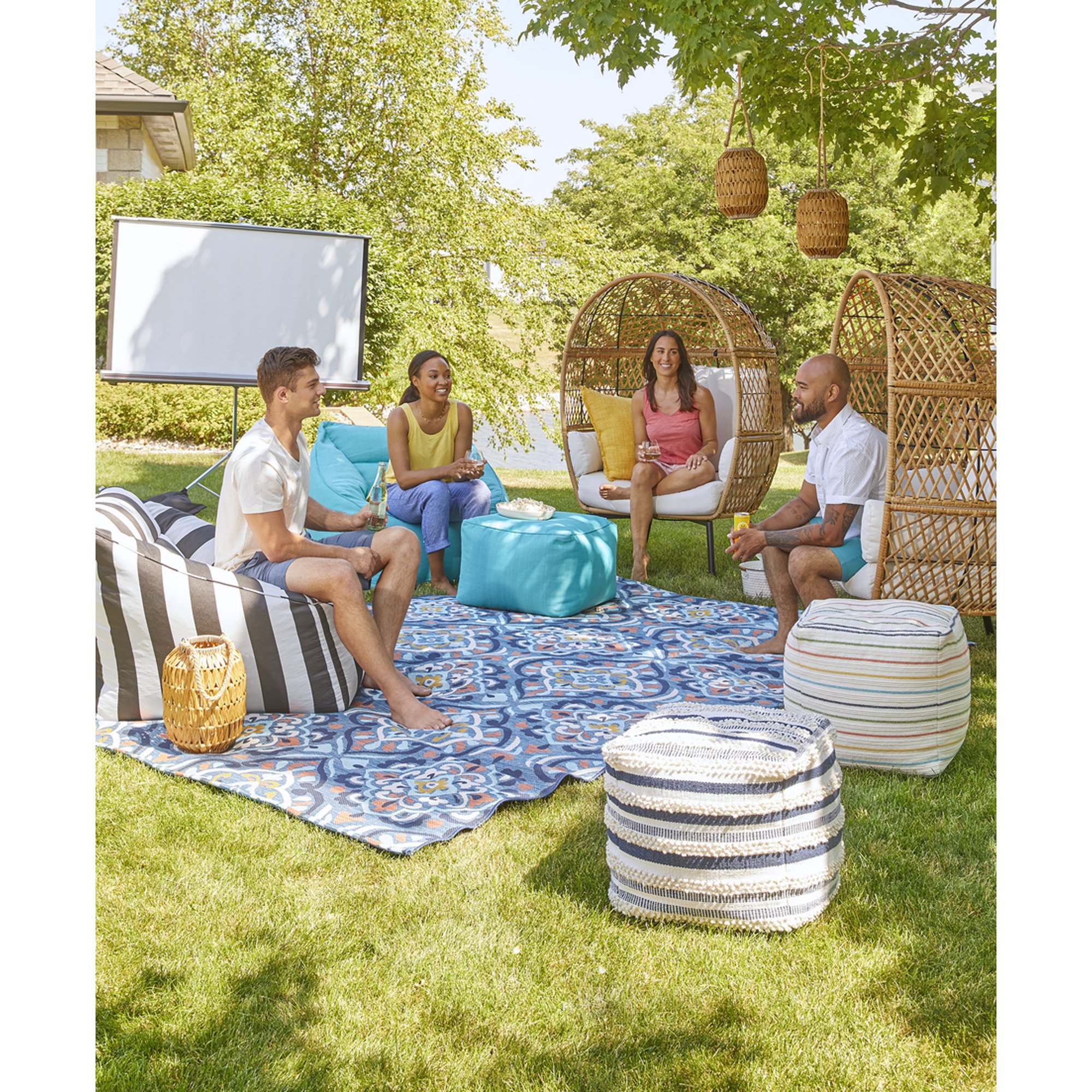 Outdoor Egg Chair offers stylish and comfortable seating