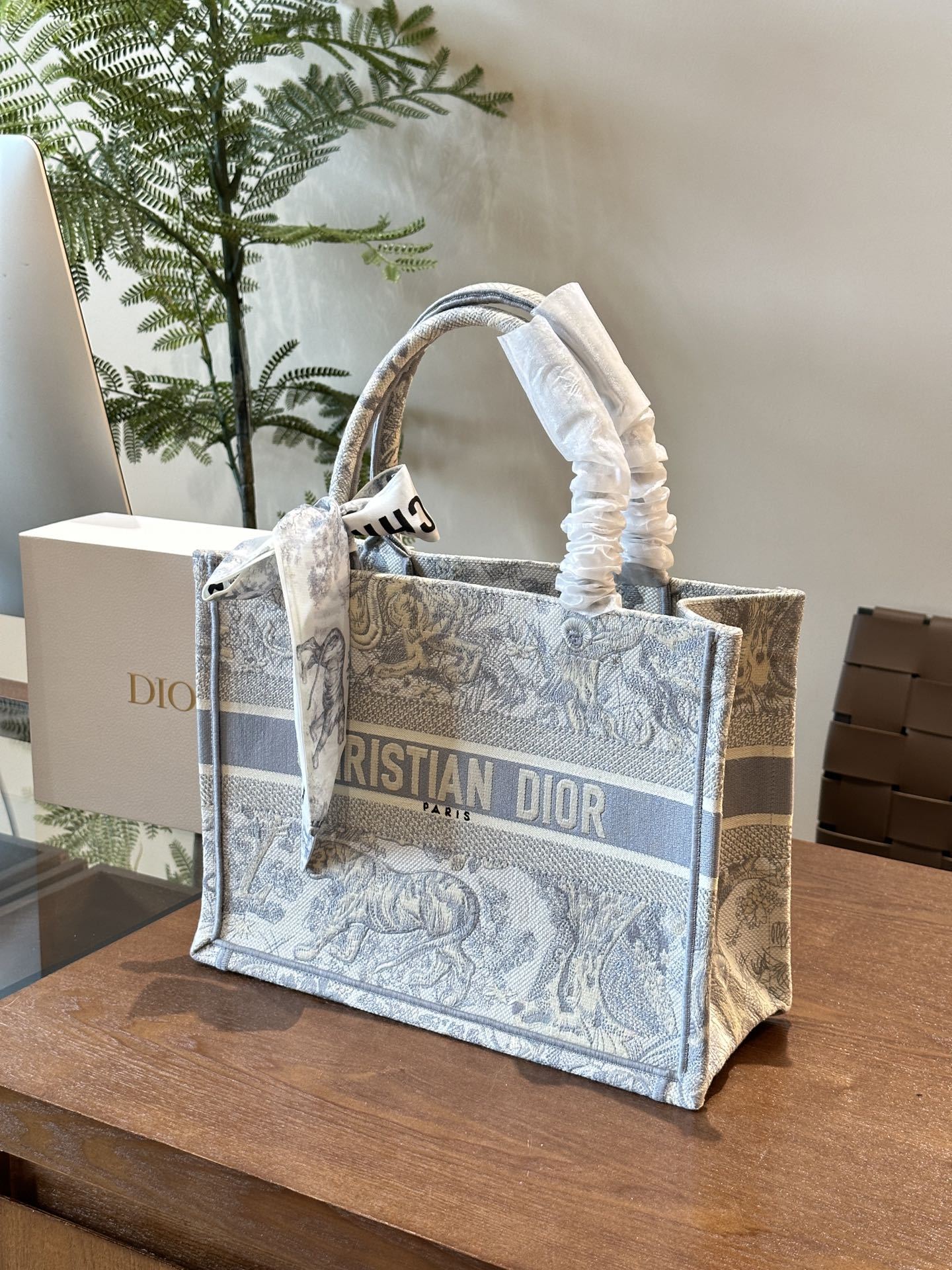 D new arrival tote bag - Top Club