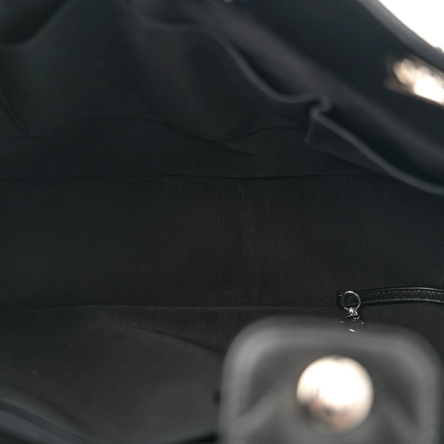 Caviar Chevron Quilted Large Shopping Tote Tote Black - Top Club