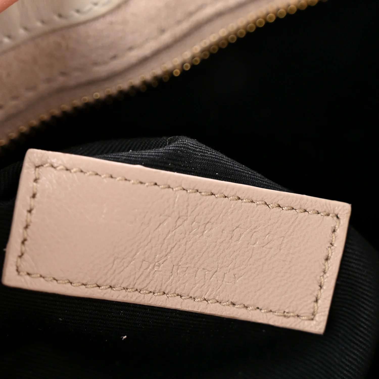 Smooth Calfskin Le 5 A 7 Hobo Crema Soft - Top Club