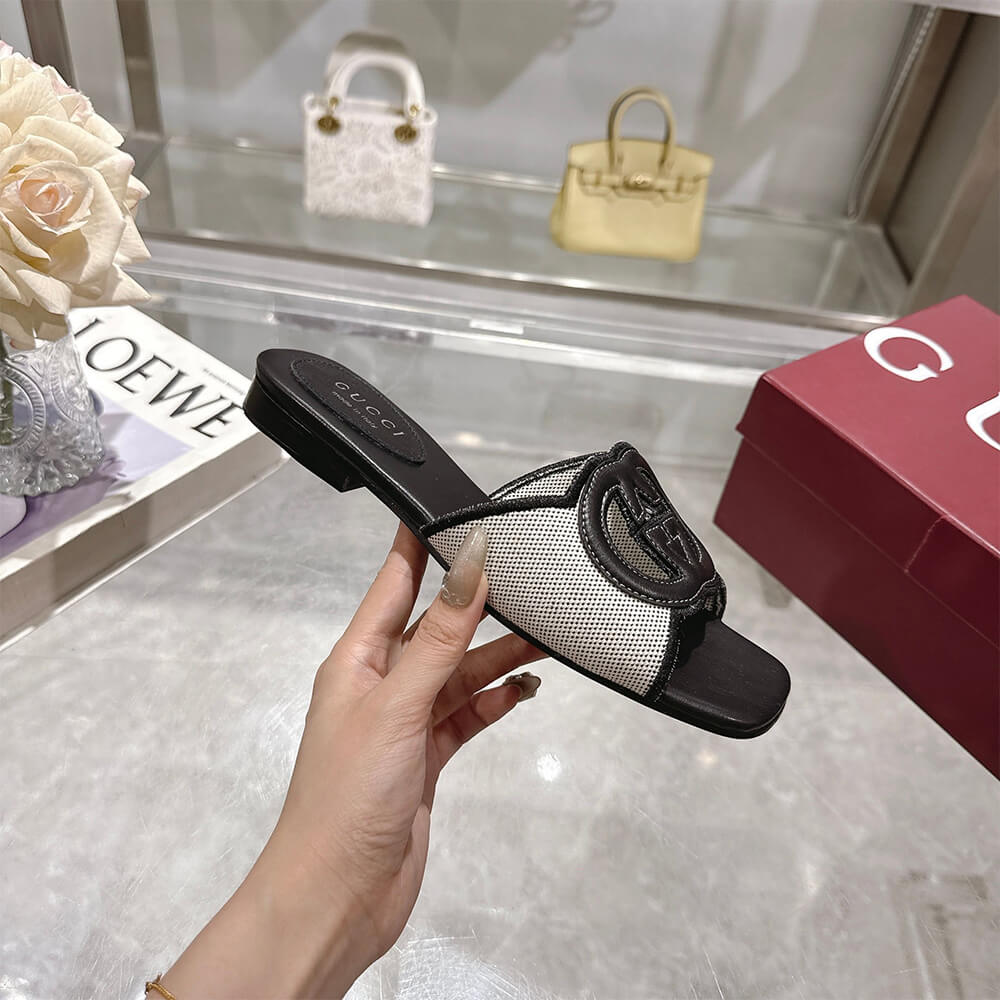 GUCCI Women s Interlocking G slide sandal - Top Club