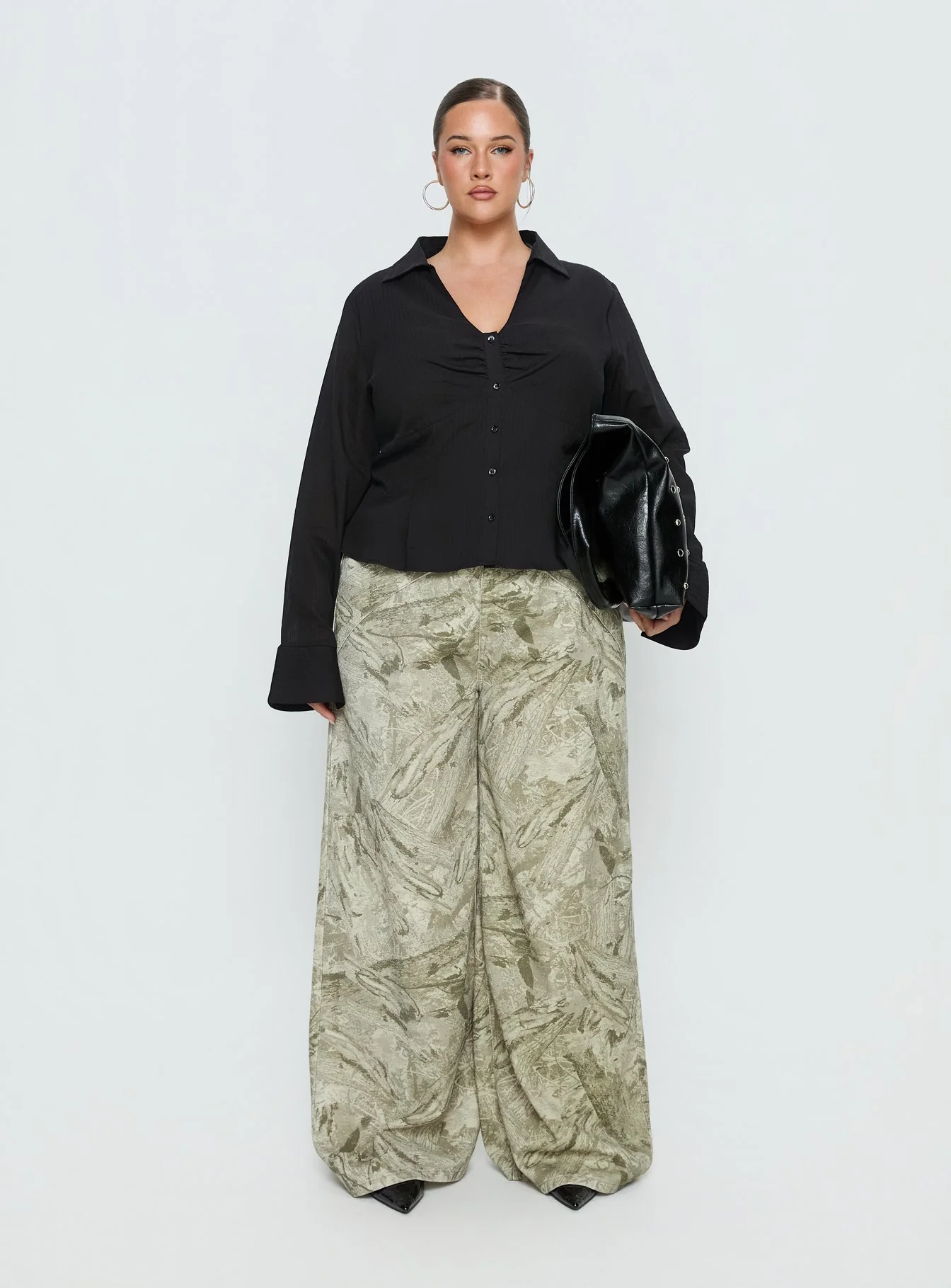 Elowenn Long Sleeve Top Black Curve