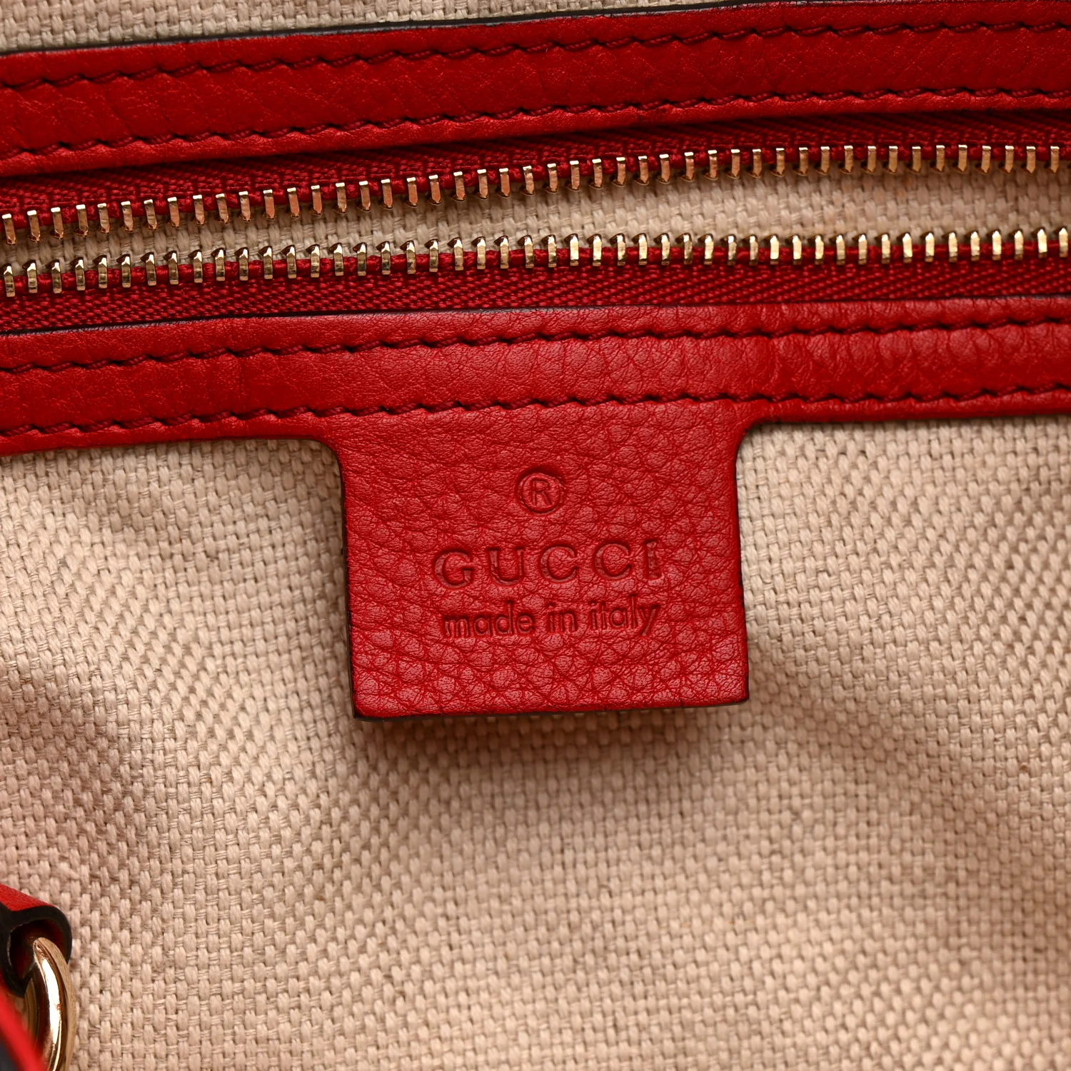 Pebbled Calfskin Large Soho Shoulder Bag Red - Top Club