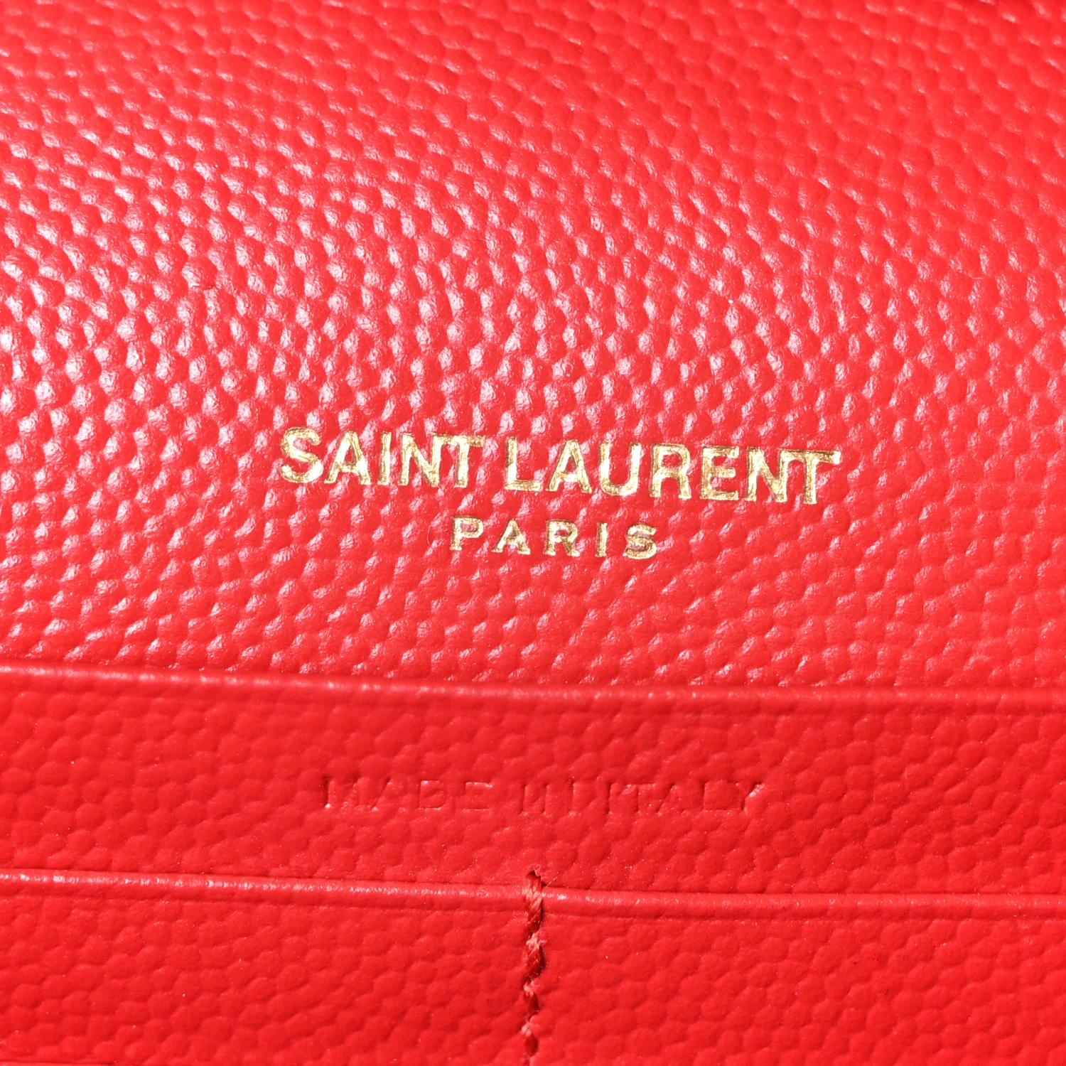 Grain De Poudre Matelasse Chevron Monogram Chain Wallet Rouge Eros - Top Club