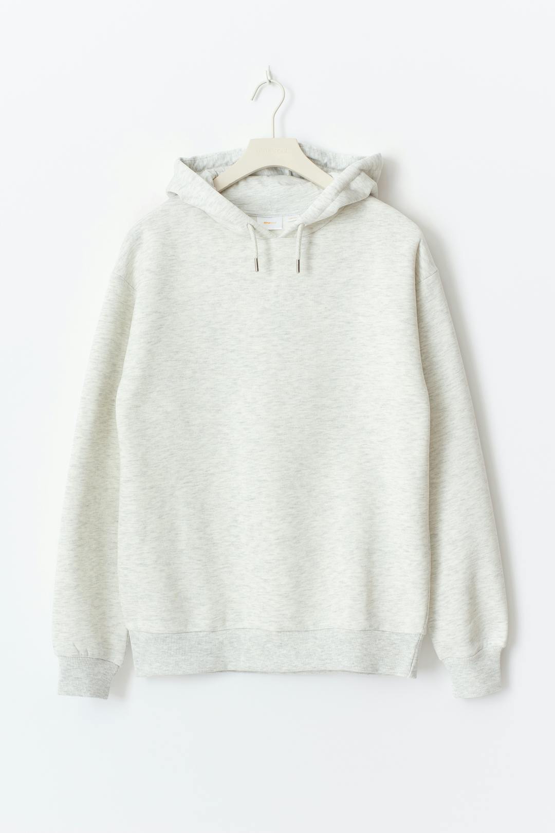 Gina Tricot y basic hood