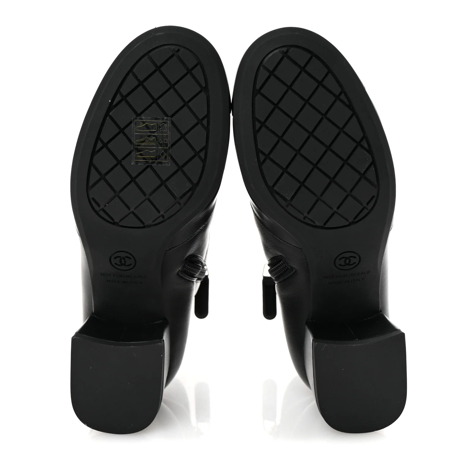 Stretch Lambskin Cap Toe CC Short Boots 35 Black - Top Club
