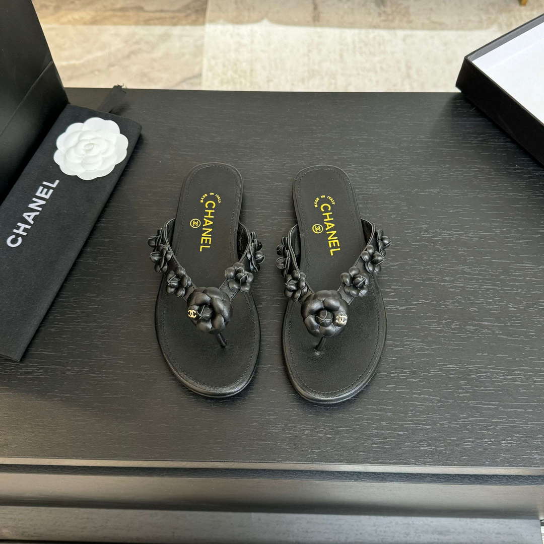 Chanel Women's Camellia Flip Flop Sandals Lambskin C92583 - Sneaker Replica Workshop