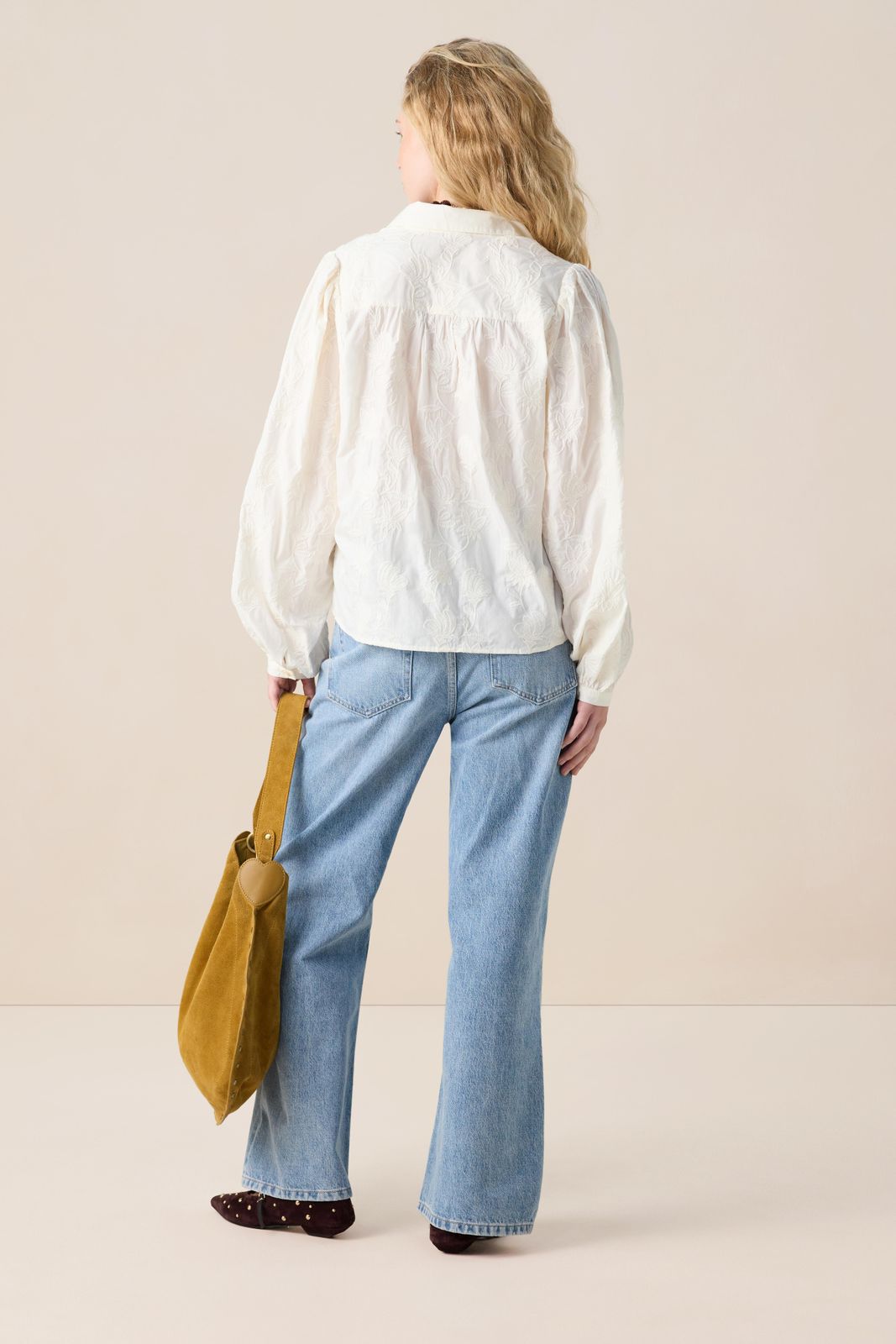 Witte blouse met embroidery