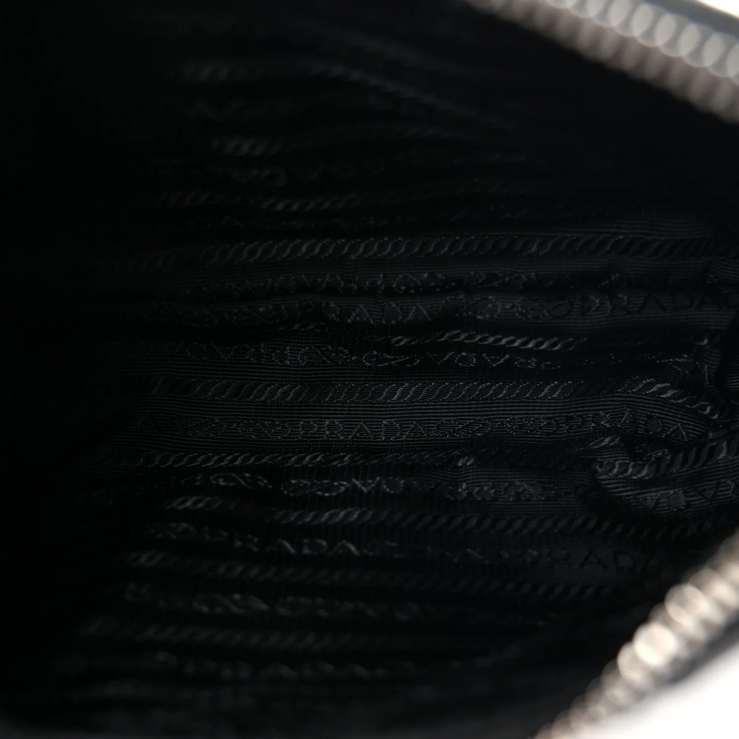 Nylon Re-Edition 2005 Shoulder Bag Black - Top Club
