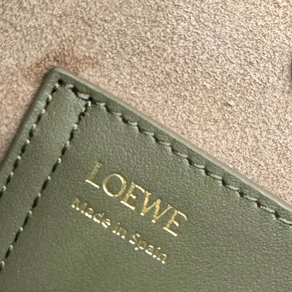 LOEWE Mini Pebble bucket in smooth calfskin(high-end grade) - Top Club