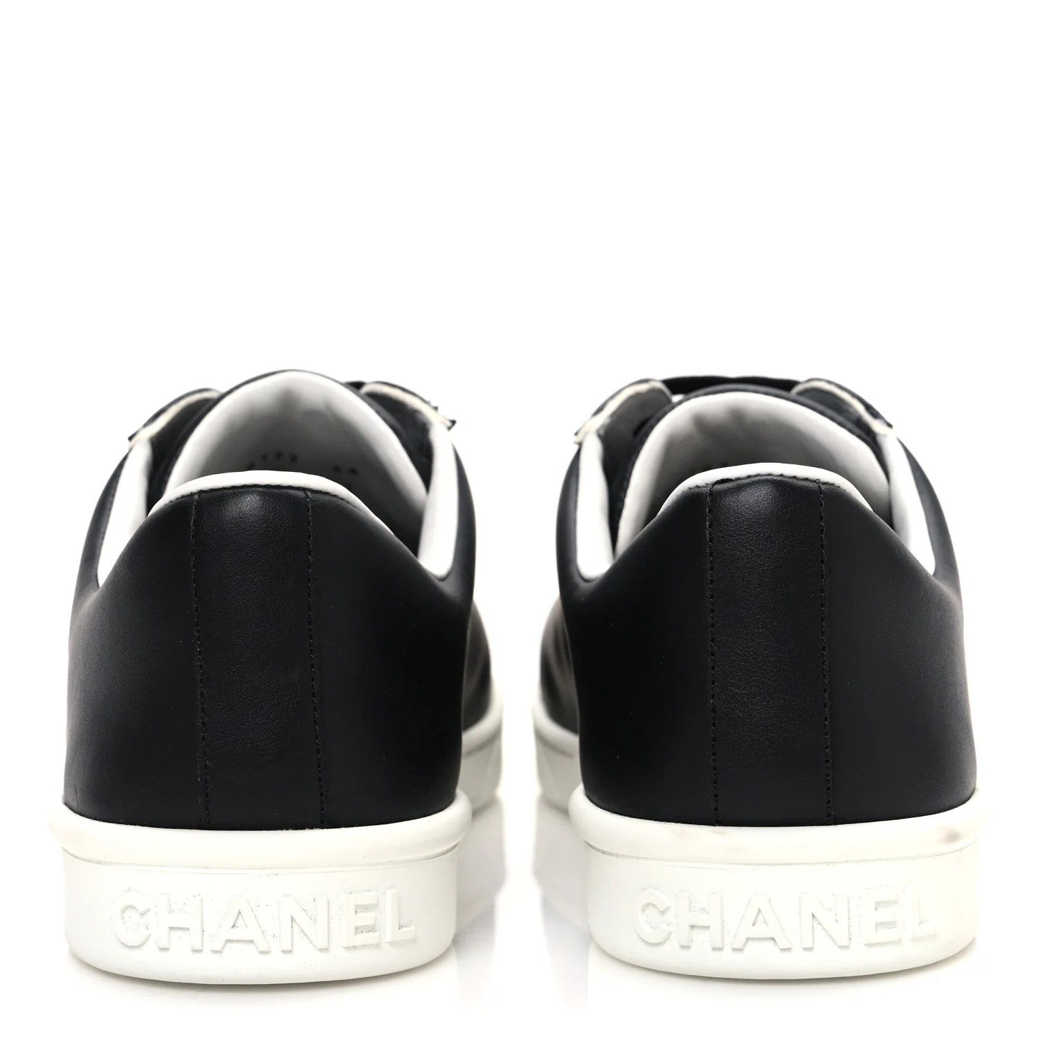Calfskin CC Mens Sneakers 44 Black - Top Club
