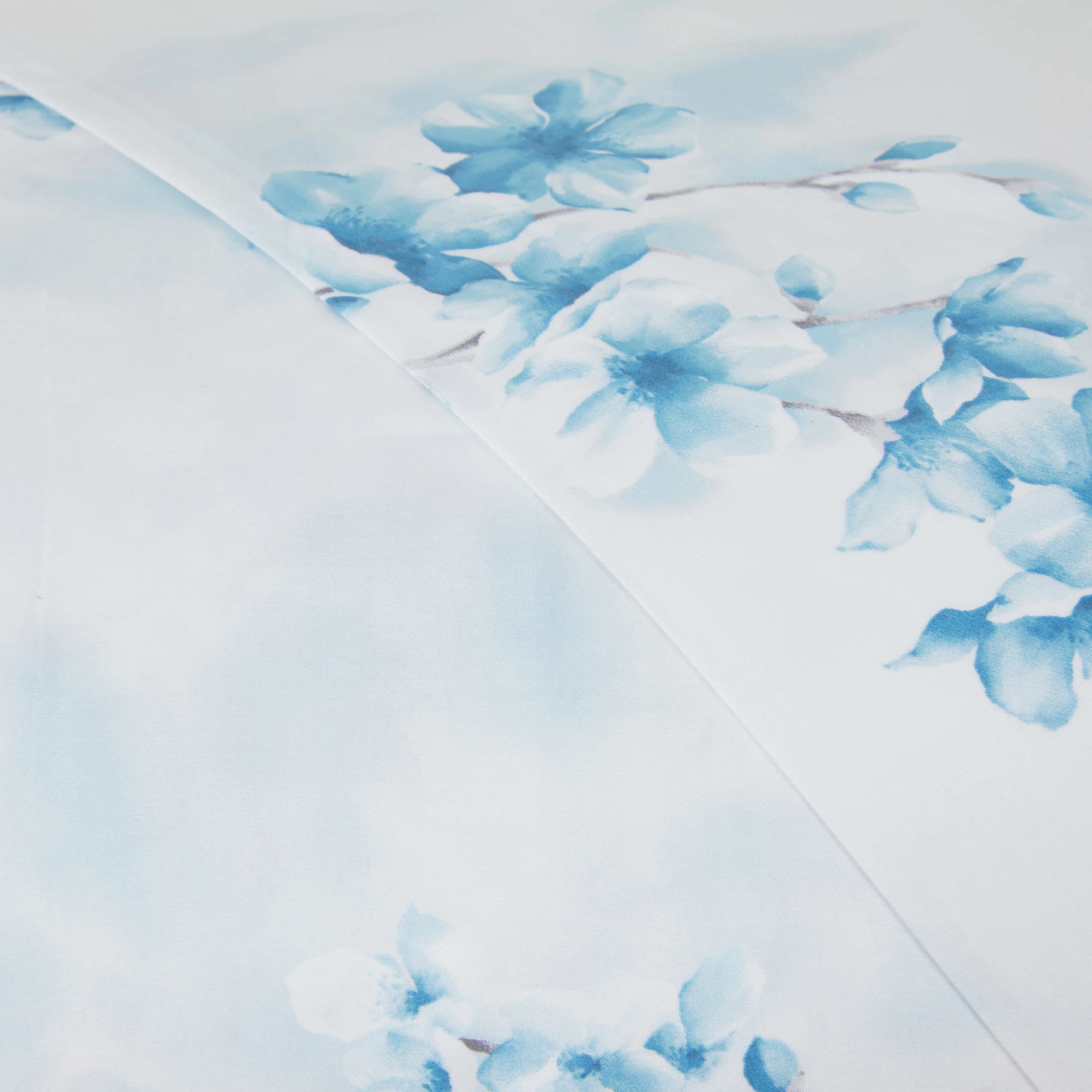 Copripiumino Con Federe In Percalle Luisiana Mandorlo In Fiore Matrimoniale