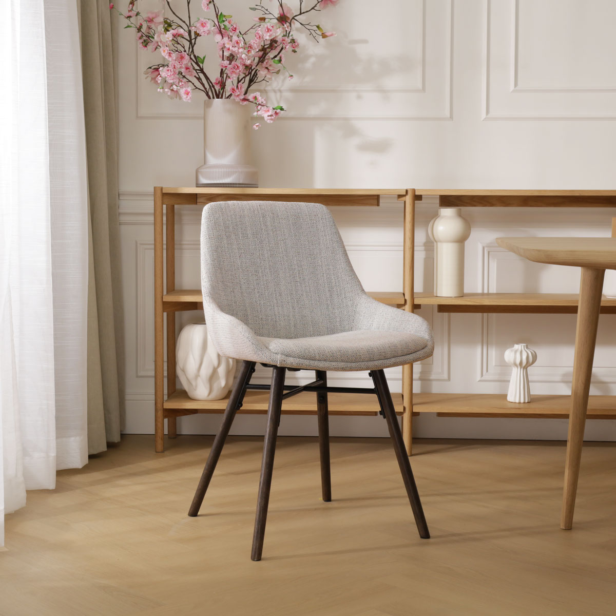 Eetkamerstoel Nena-Isa grijs beige gemêleerd - walnoot