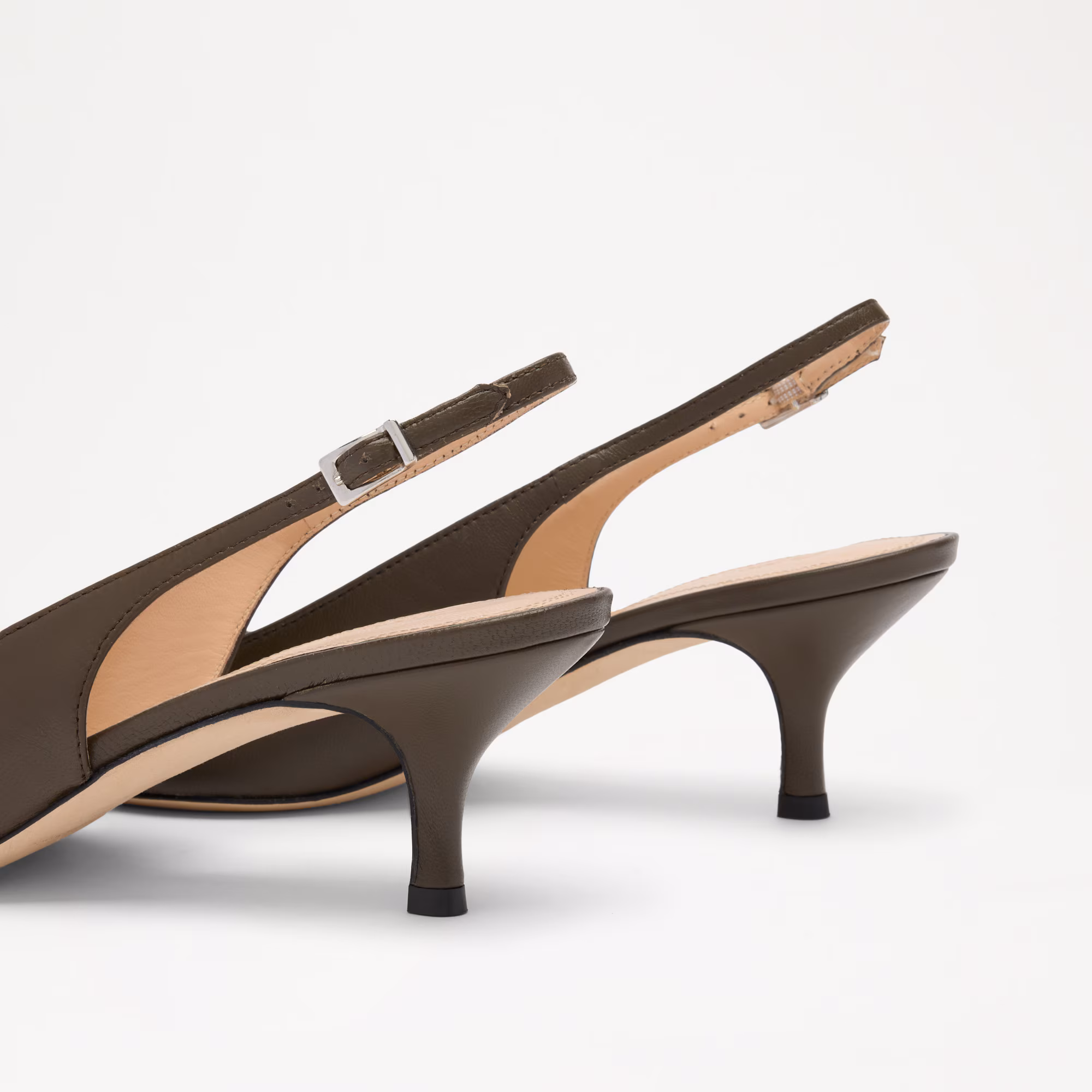 Hillcliffe Slingback MidMid Heel Slingback Court