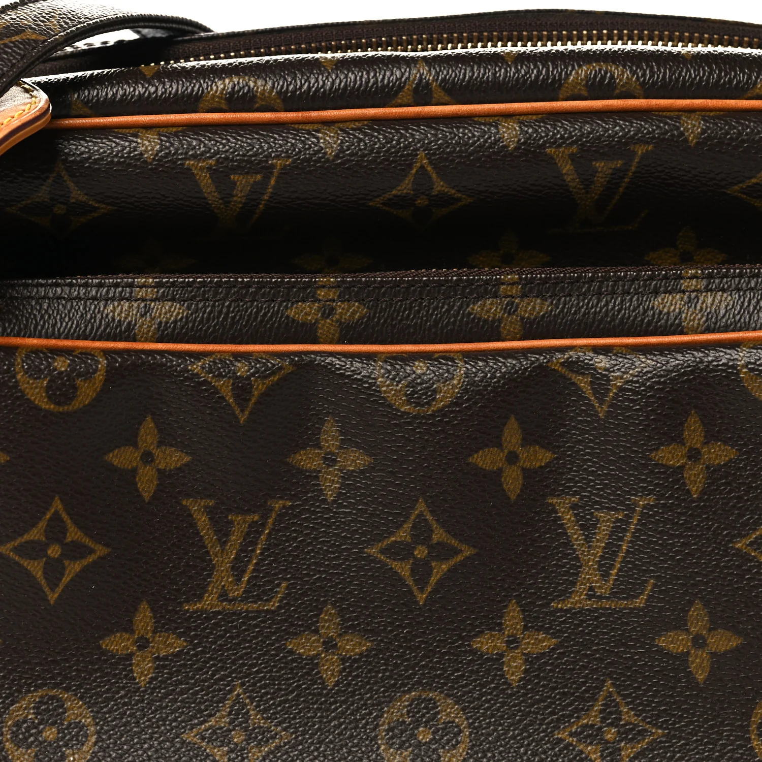 Monogram Nil 28 - Top Club