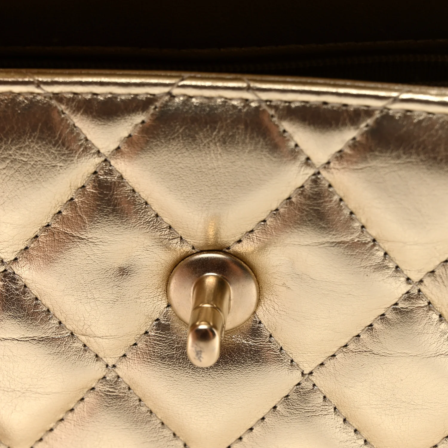 Metallic Shiny Aged Calfskin Quilted Nano Kelly Shopper Gold - Top Club