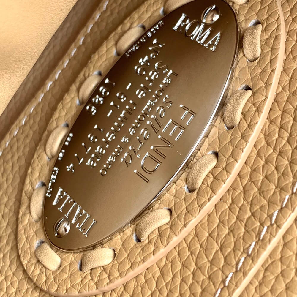 FENDI Peekaboo ISeeU Petite(high-end grade) - Top Club