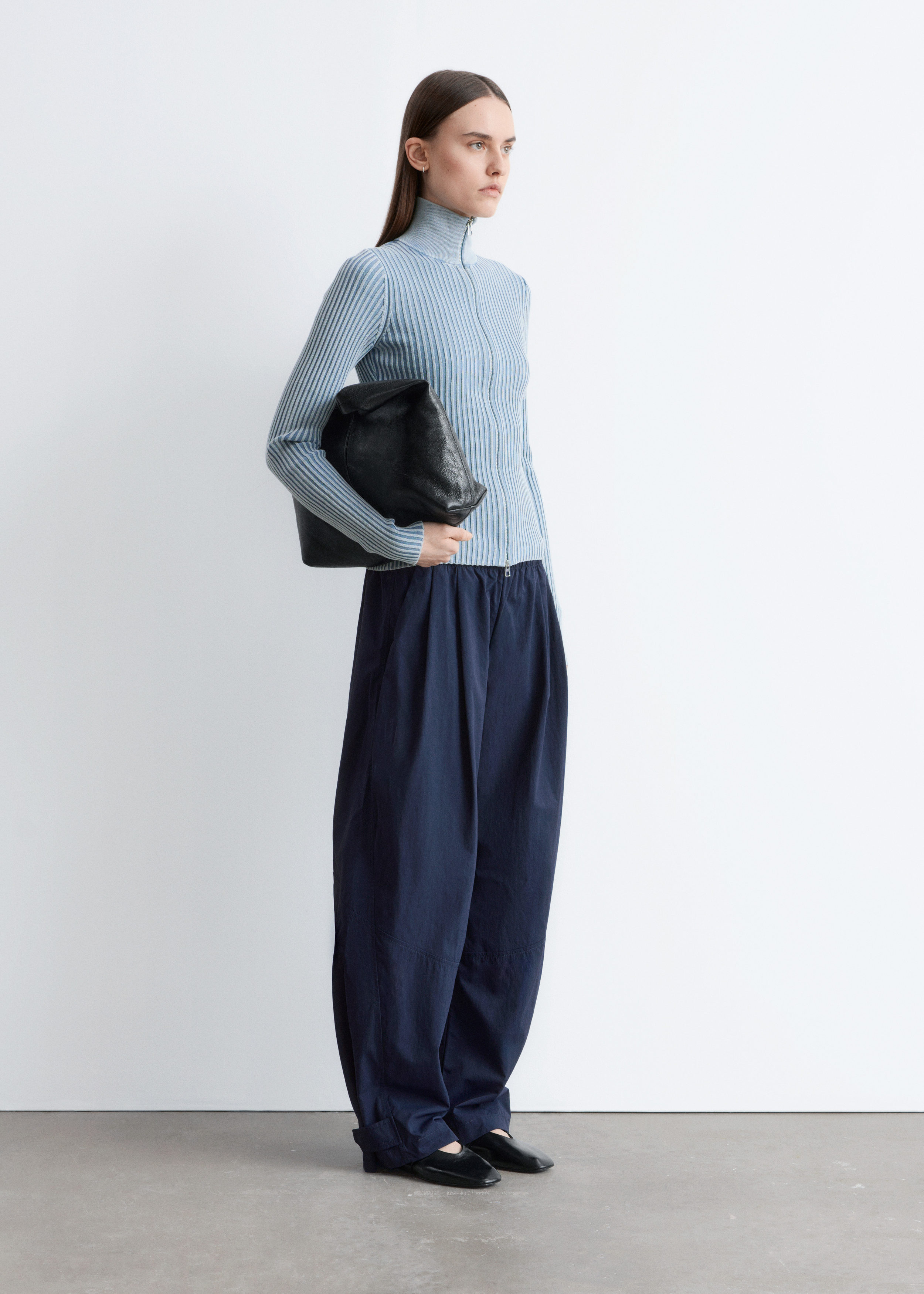 & Other Stories UTILITY BARREL-LEG TROUSERS