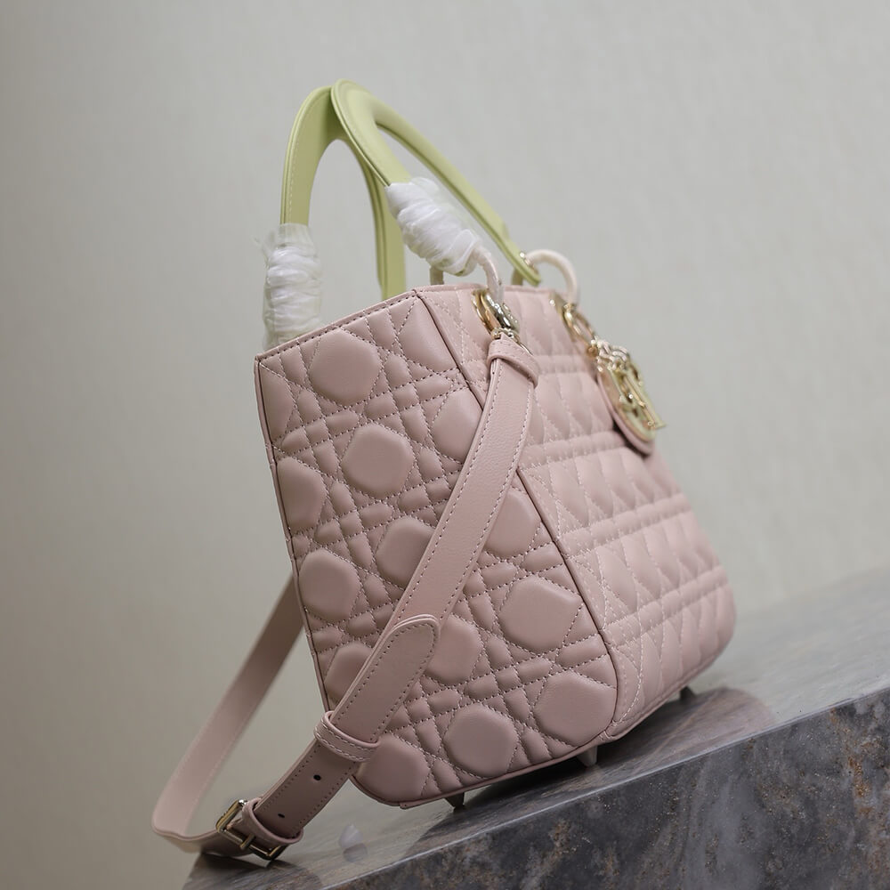 Medium Lady Dior Bag - Top Club