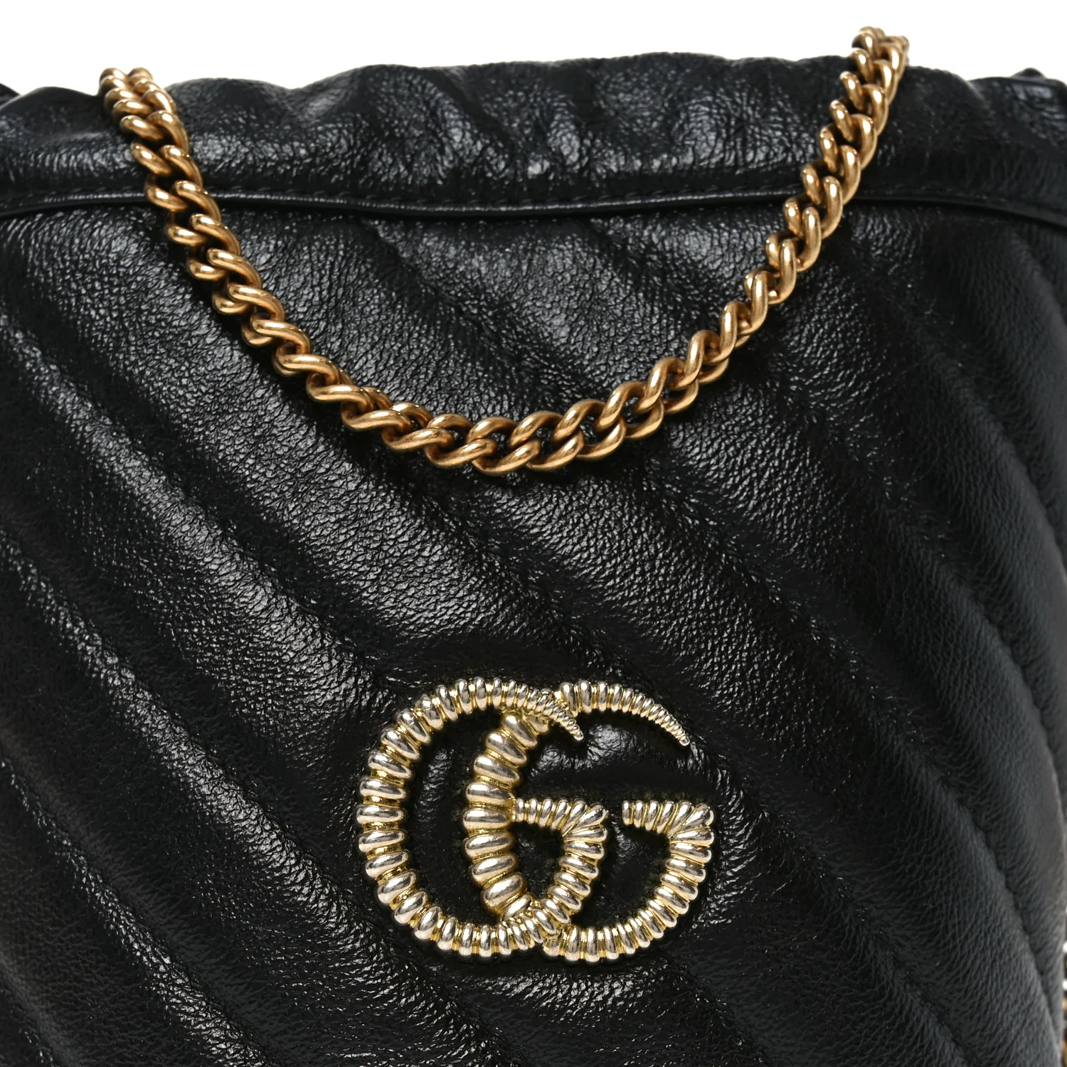 Vintage Effect Calfskin Matelasse Diagonal Mini Torchon GG Marmont 2.0 Bucket Bag Black Romantic Cherry - Top Club