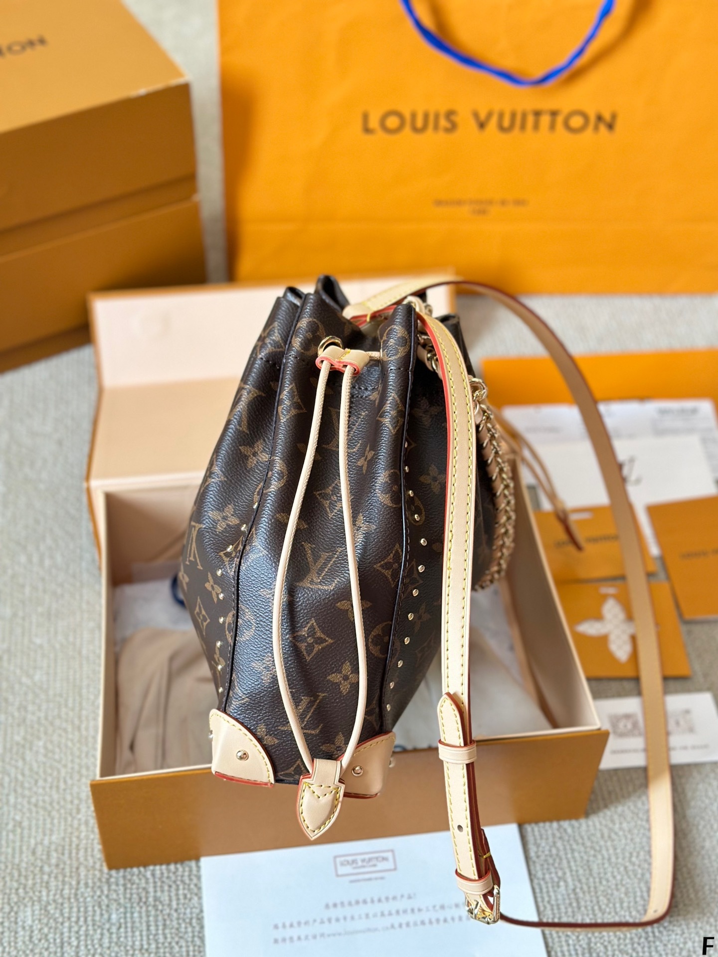 Louis new arrival noe trunk bag size: 23*25 cm - Top Club