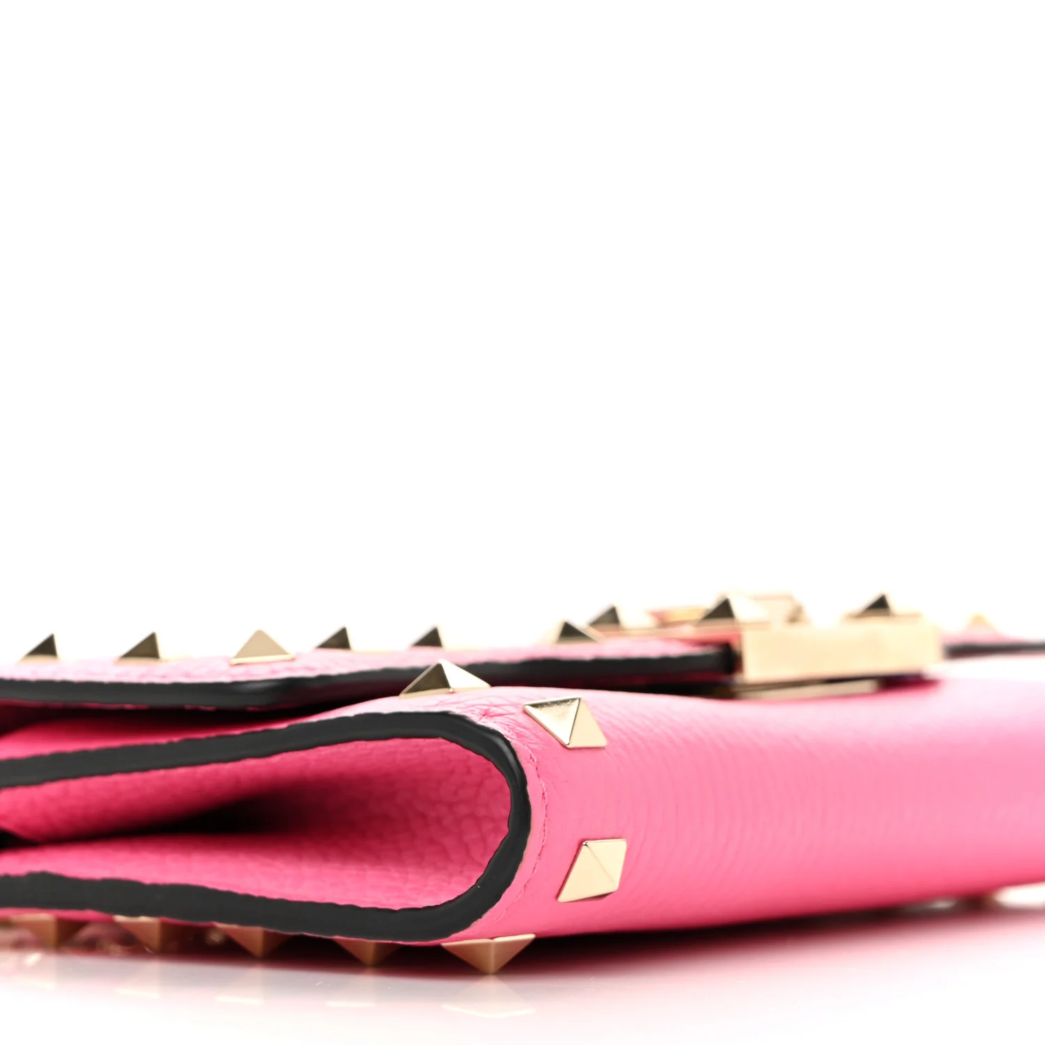 Pebbled Calfskin Rockstud Flip Lock Wallet On Chain Feminine Pink - Top Club