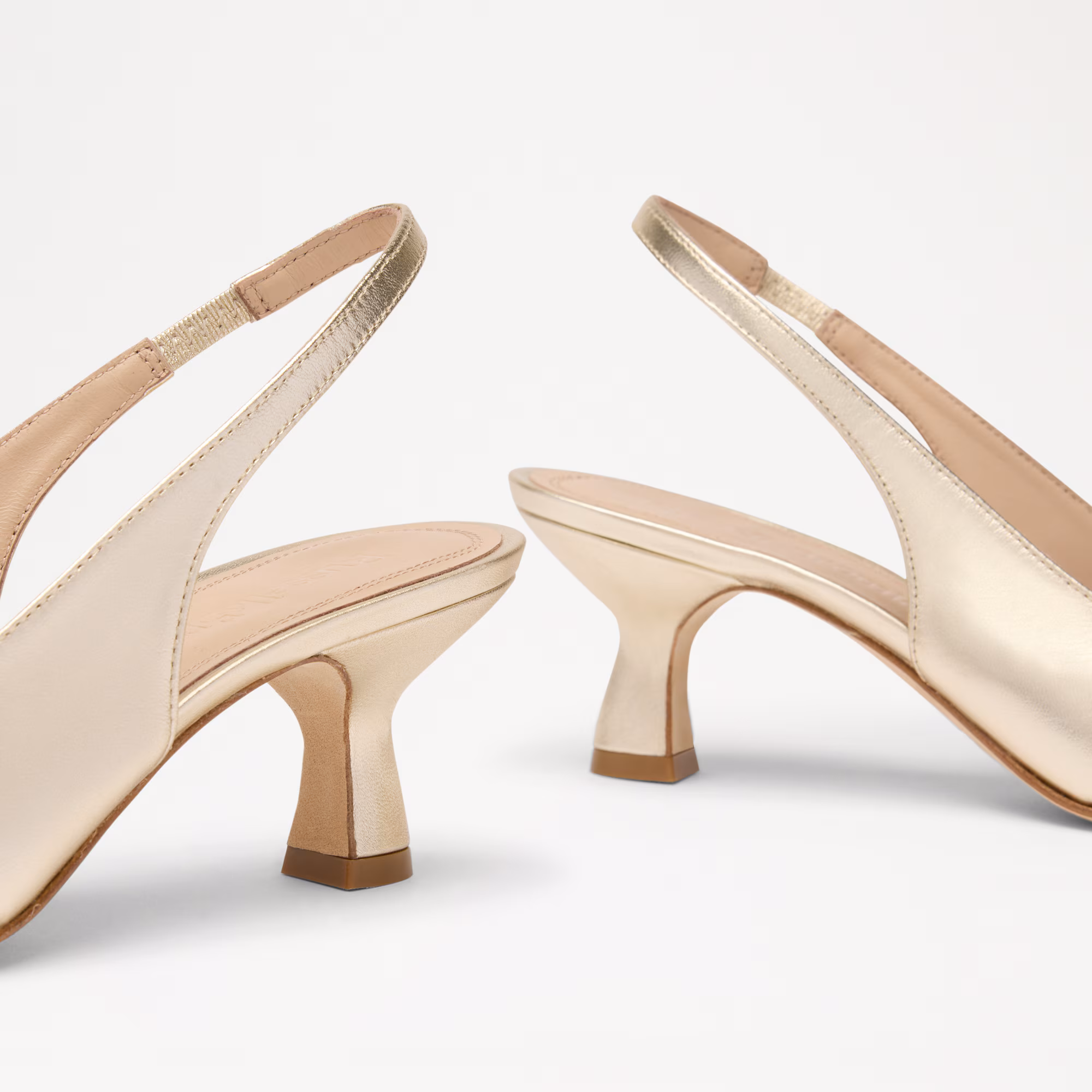 SeathwaiteSlingback Point Toe Pump