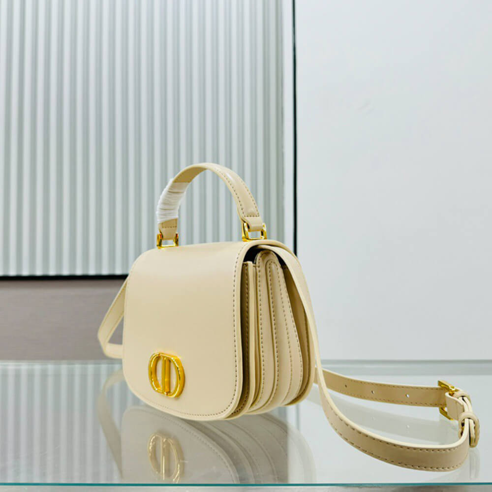 Medium 30 Montaigne Avenue Top Handle Bag - Top Club