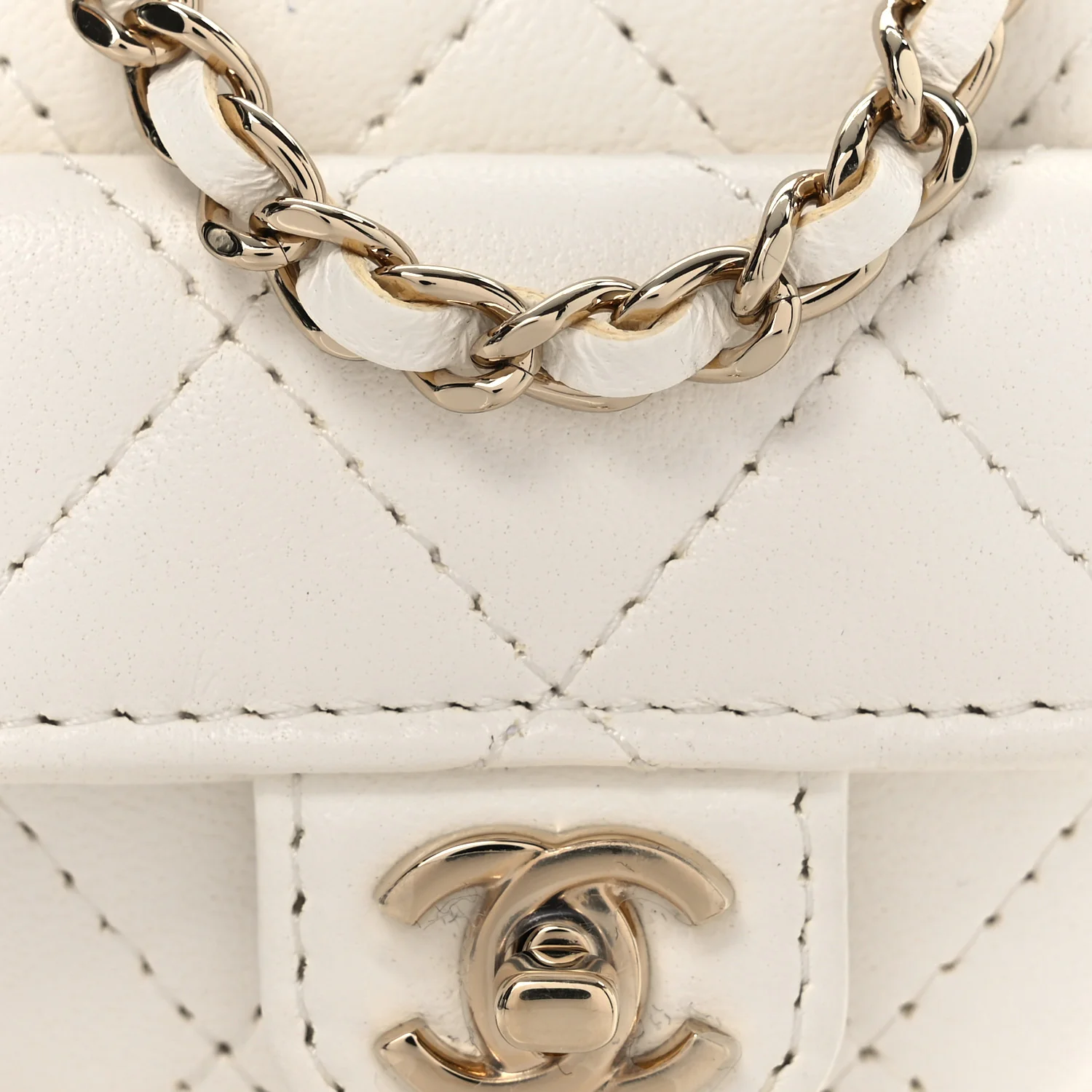 Lambskin Quilted CC In Love Heart Coin Purse With Chain White - Top Club