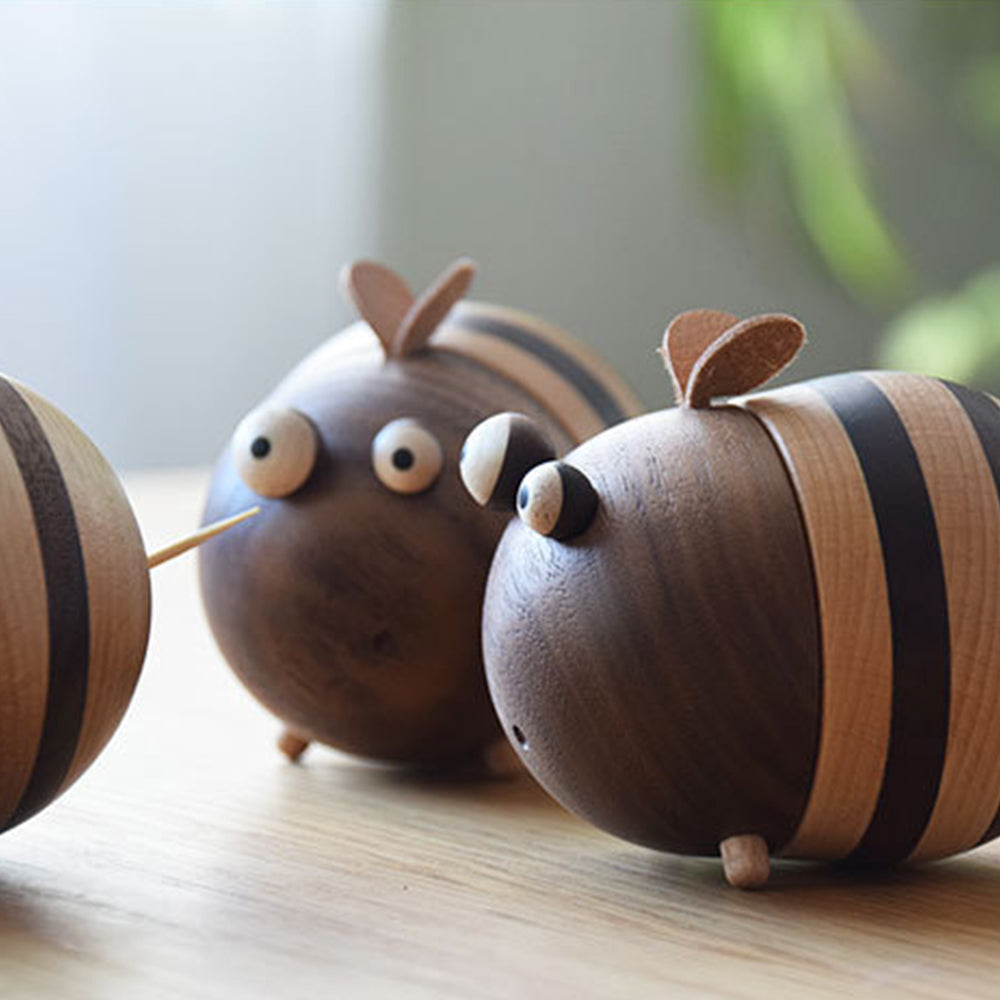 Bee toothpick holder