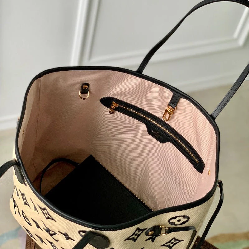 LV Louis Vuitton Neverfull Monogram Bag - Top Club