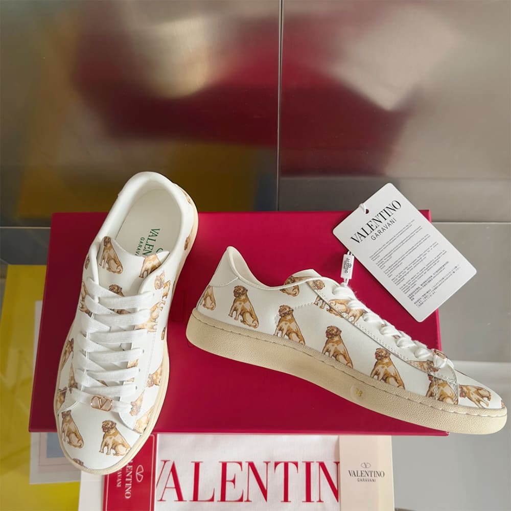 VALENTINO ROYCO Women s  LE CHAT DE LA MAISON  Patterned Soft Calfskin Sneakers - Top Club