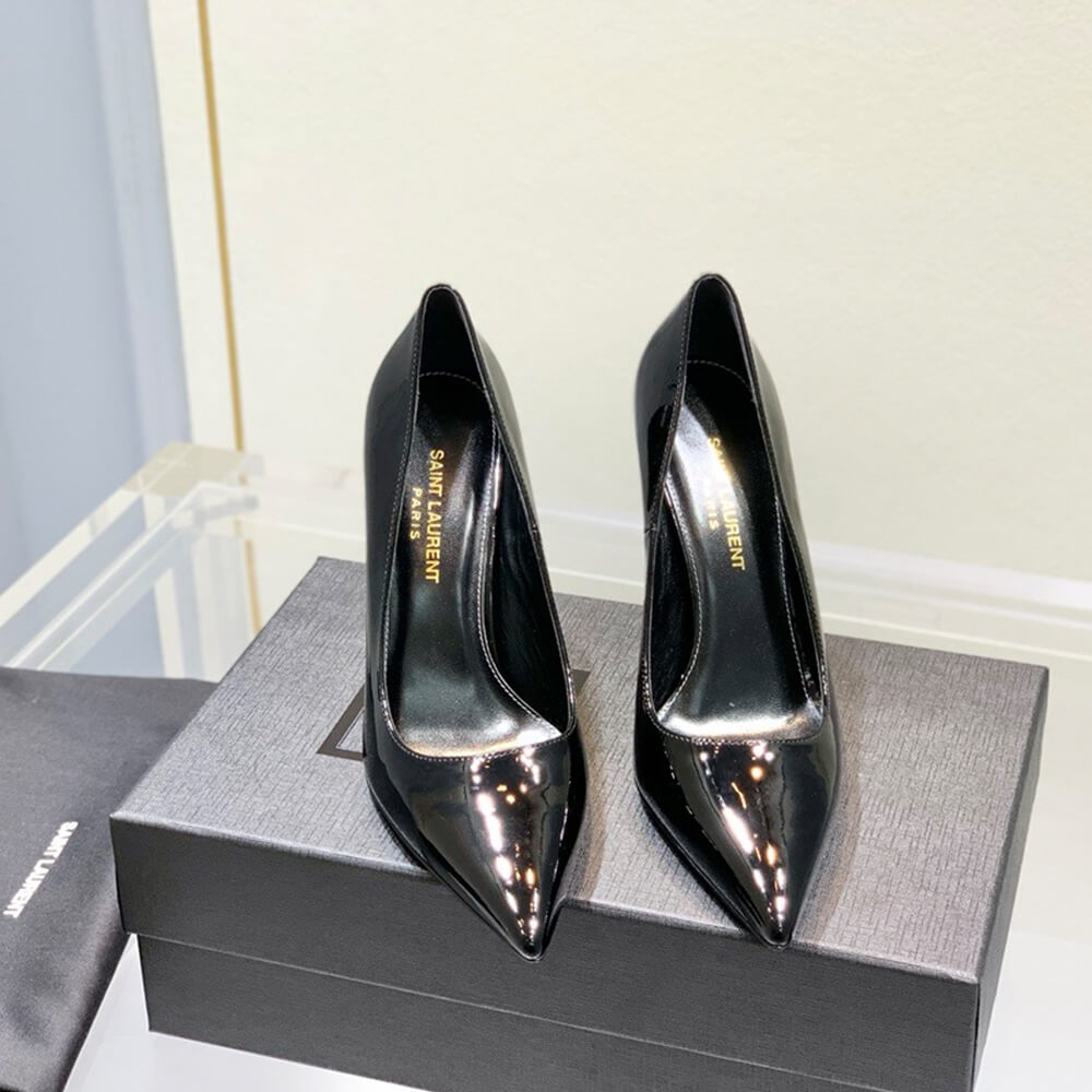 YSL OPYUM Pumps in patent leather - Top Club
