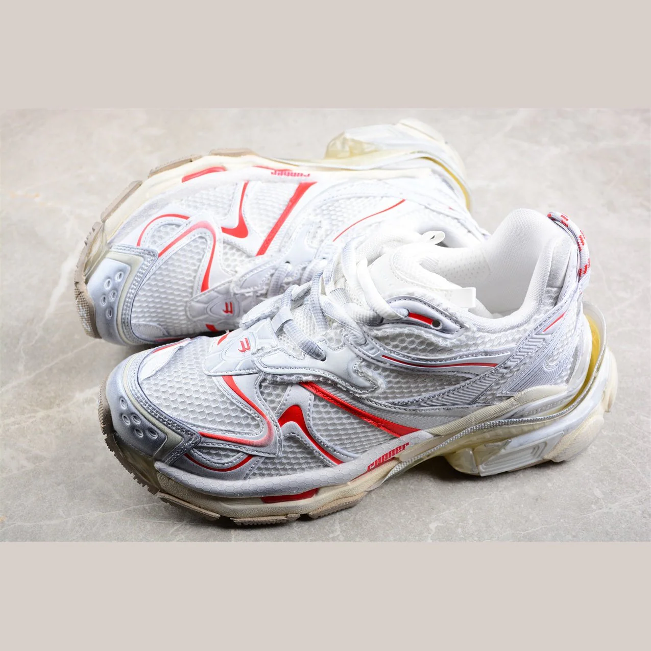 BALENCIAGA RUNNER x WHITE BEIGE RED - Sneaker Replica Workshop
