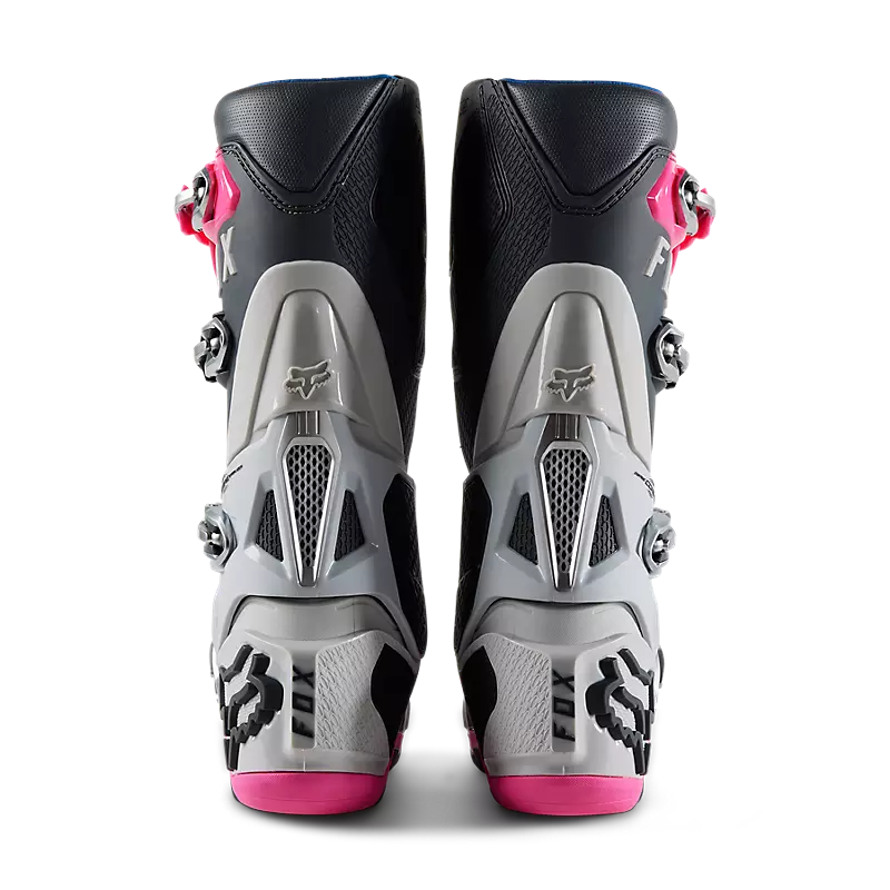 Instincts boots