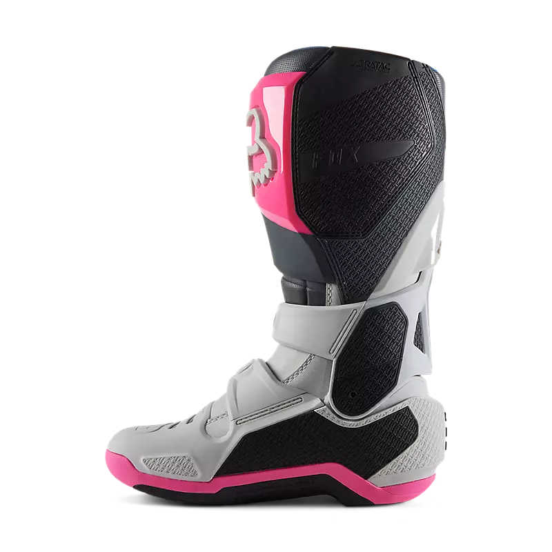 Instincts boots