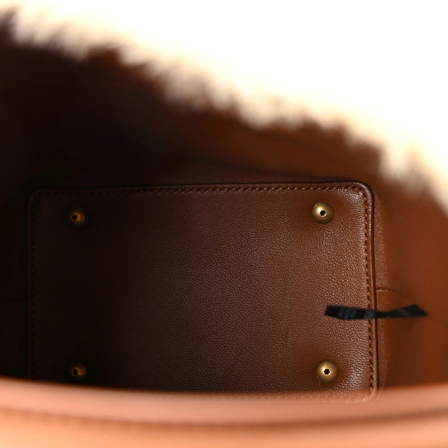 Shearling Le 37 Mini Bucket Bag Cream - Top Club