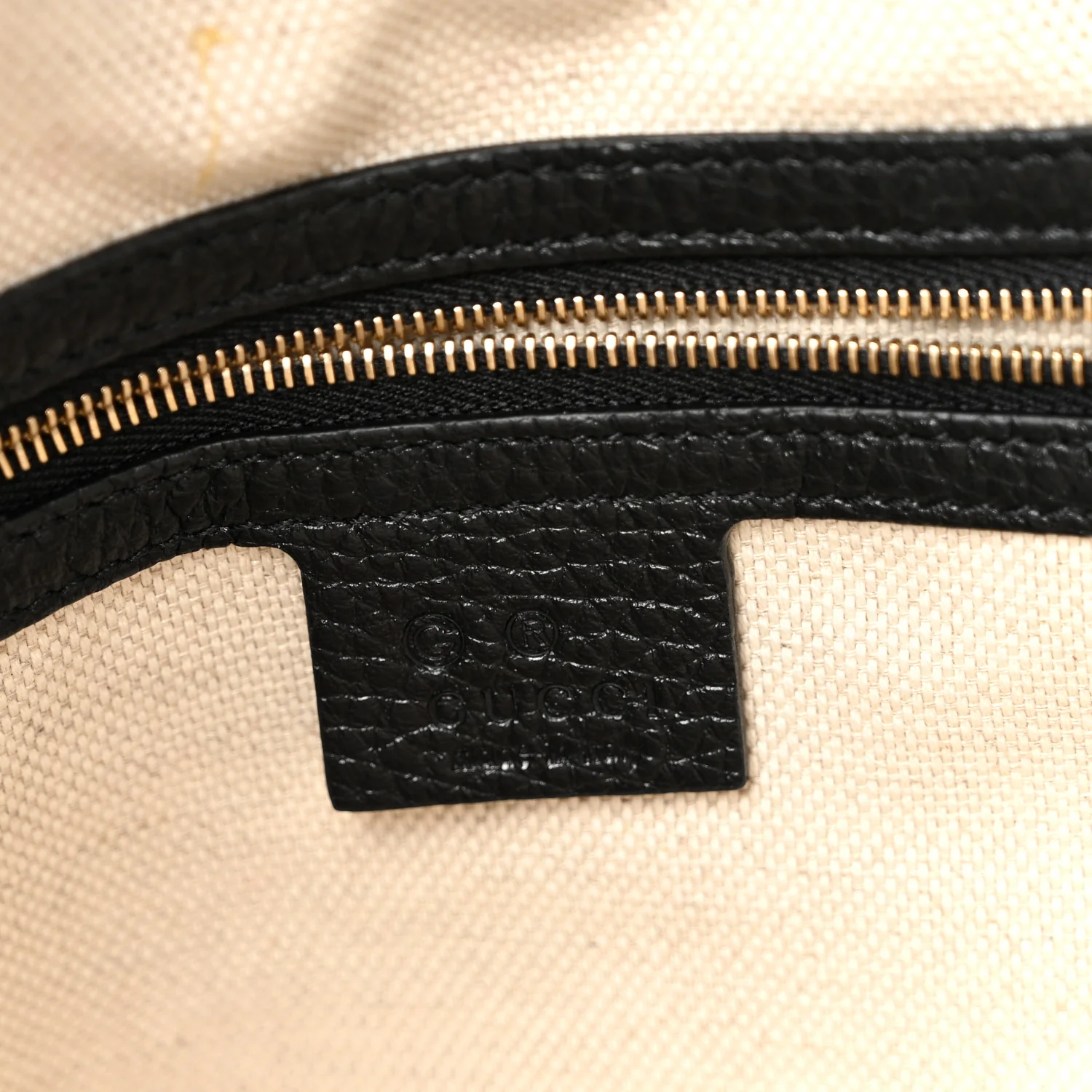 Pebbled Calfskin Medium Soho Chain Shoulder Bag Black - Top Club