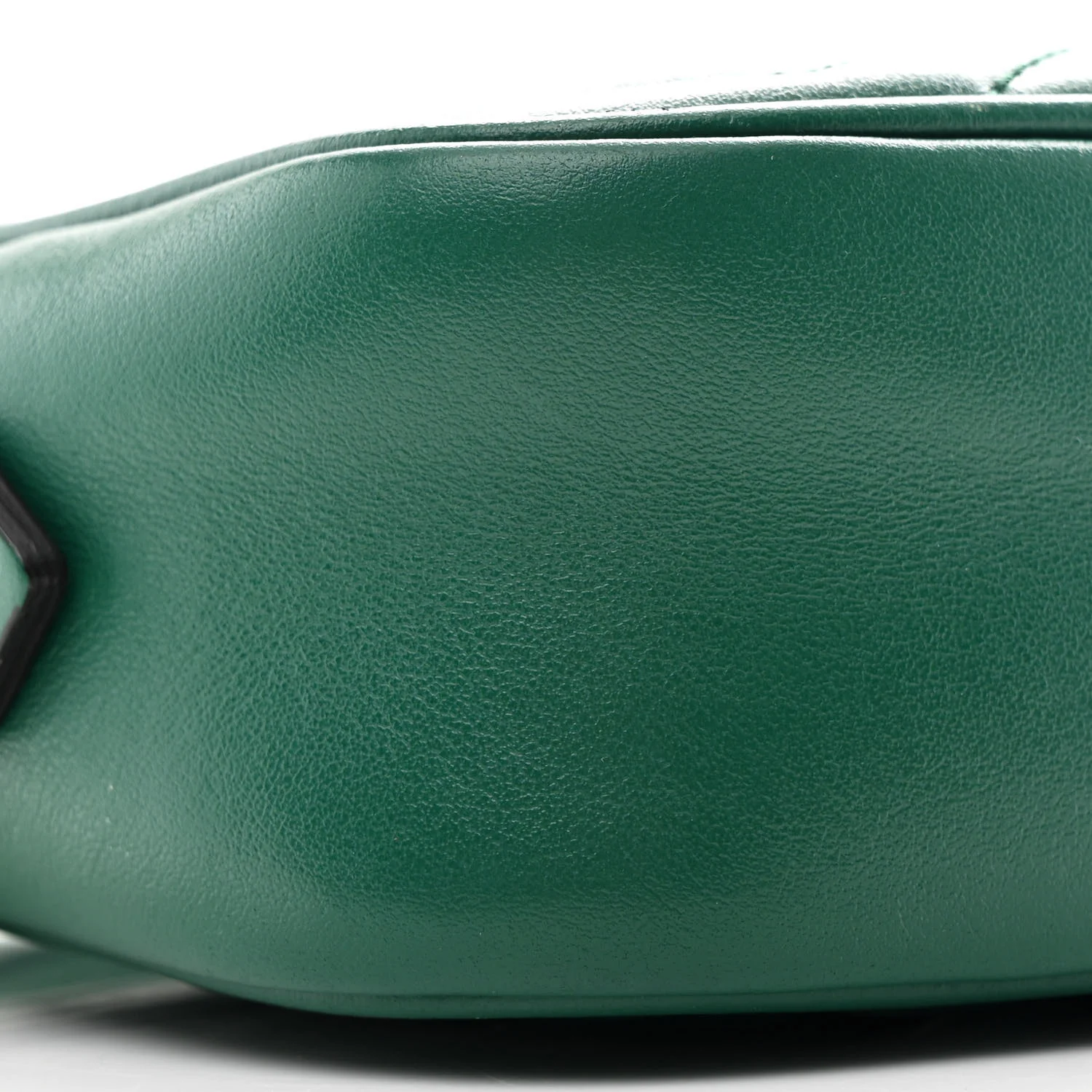 Calfskin Matelasse Small GG Marmont Chain Shoulder Bag Emerald Green - Top Club