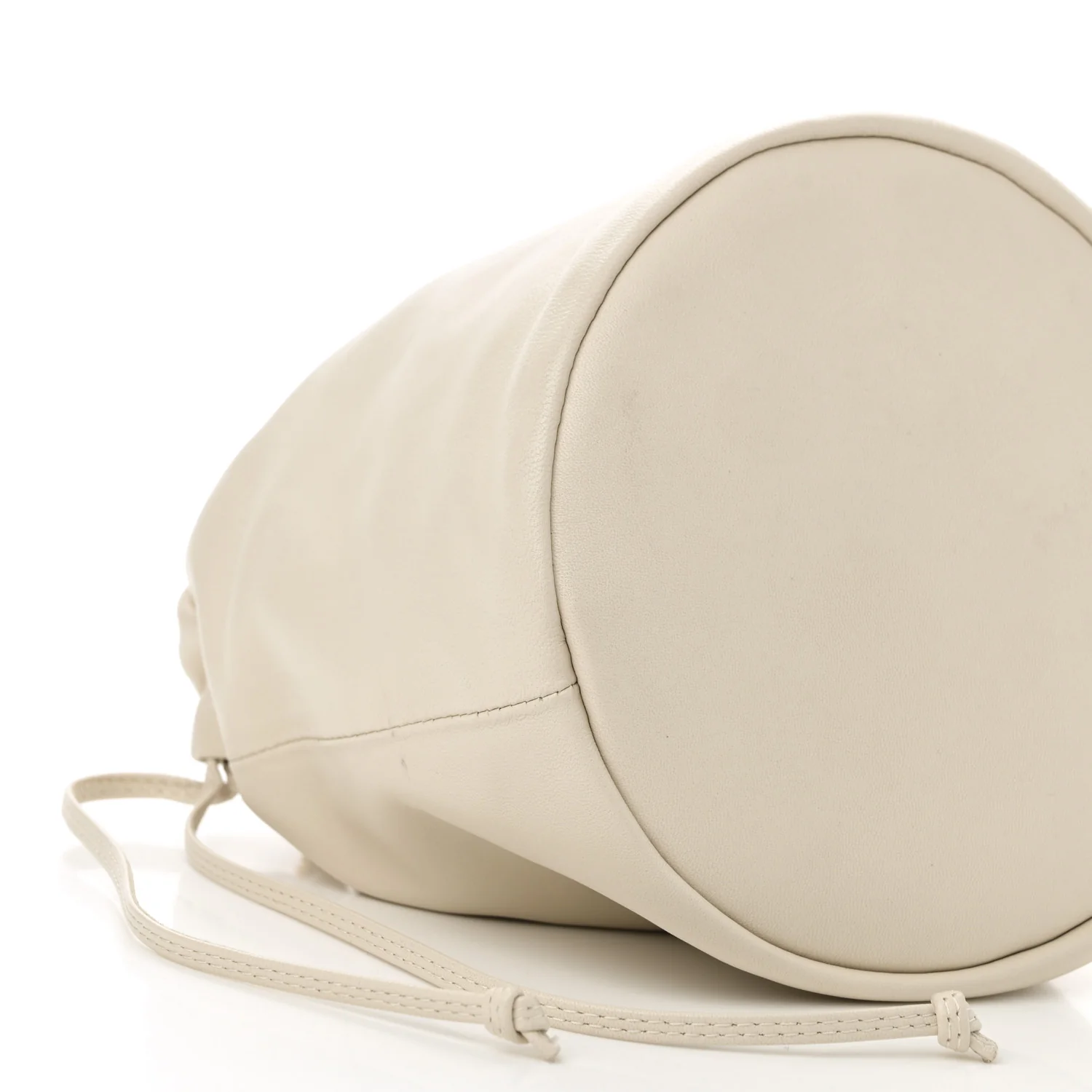 Smooth Calfskin Aria Bucket Bag Off White - Top Club